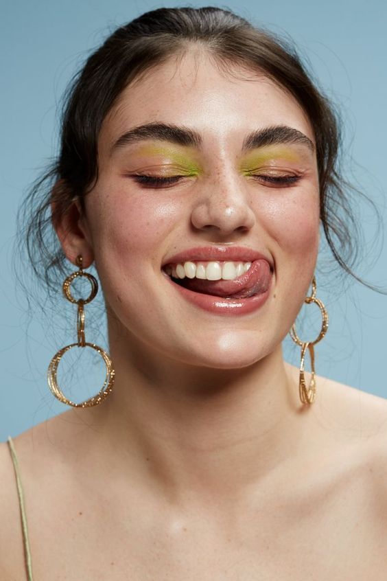 Tendencias de Maquillaje No Comedogénico 2025